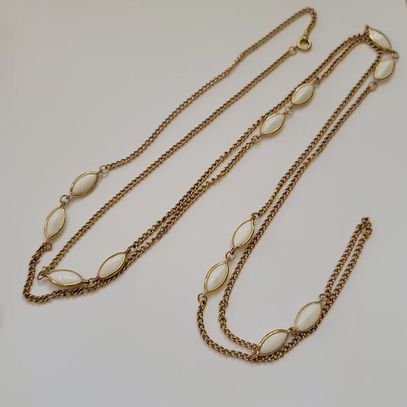 Vintage Gold Chain Necklace with White Lucite Marquise Links Layered 1970s Style - Picture 7 of 10
